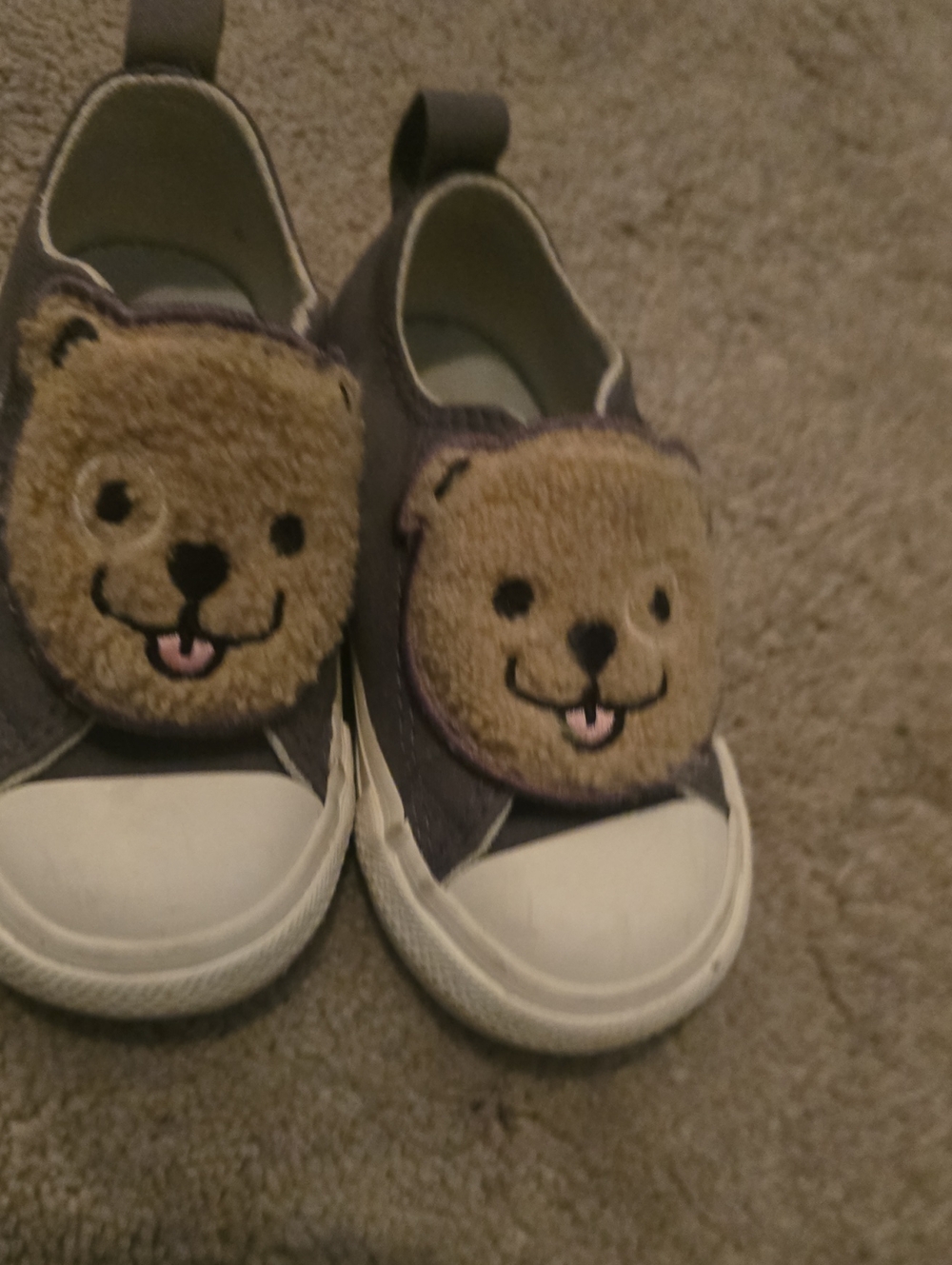 Converse Kids Slip-On Sneakers with Bear Face - Purple & White